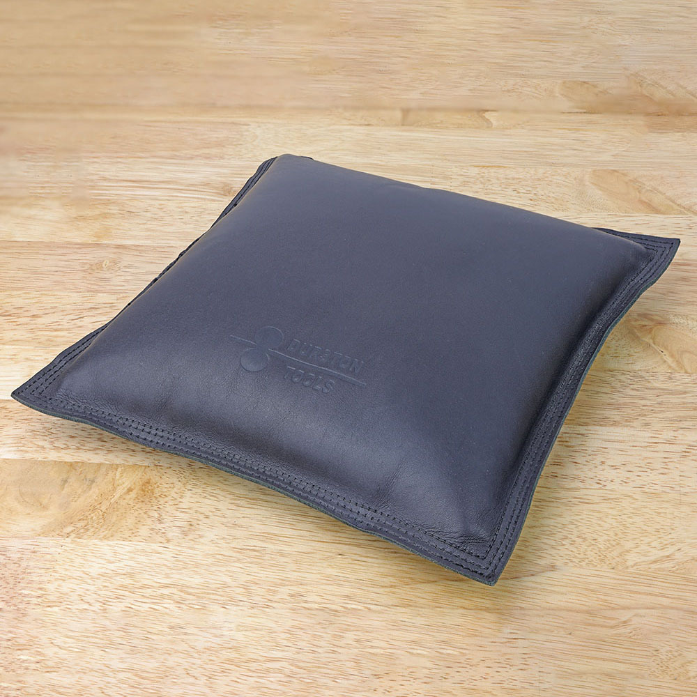 듀르스톤 천연 가죽 샌드백 240x240mm 정사각형  - Leatherwork Bench 리뷰 및 가격
